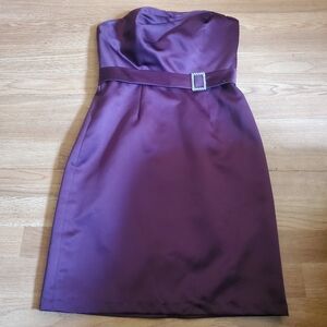 Purple strapless short dress